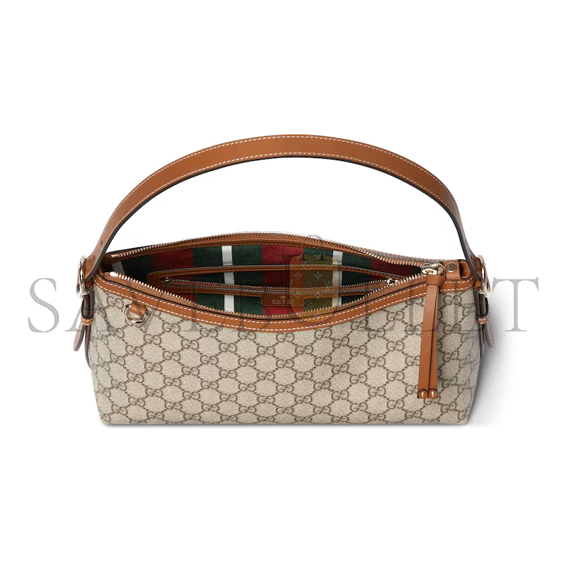 GUCCI GG EMBLEM MEDIUM SHOULDER BAG 847449 (30*19*11cm)